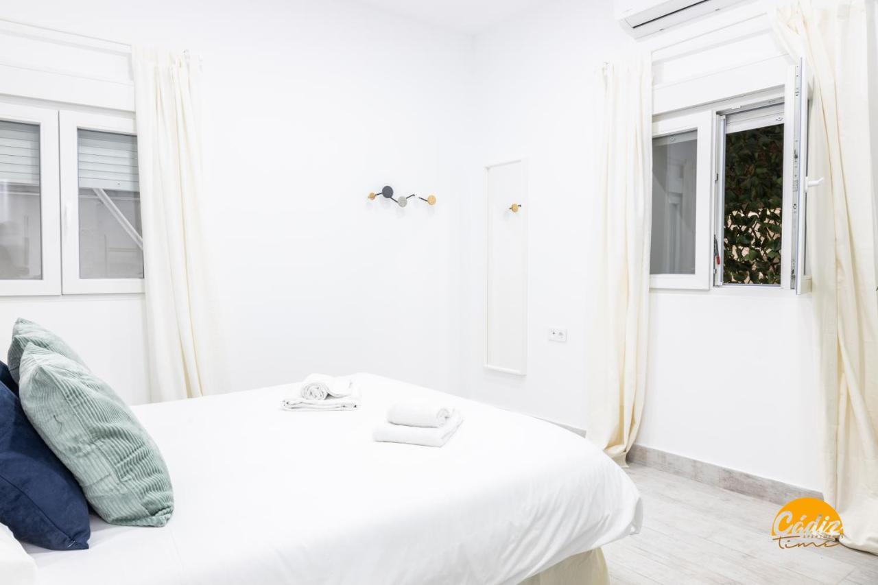 Casa Del Mercader By Cadiz Time Apartments ภายนอก รูปภาพ