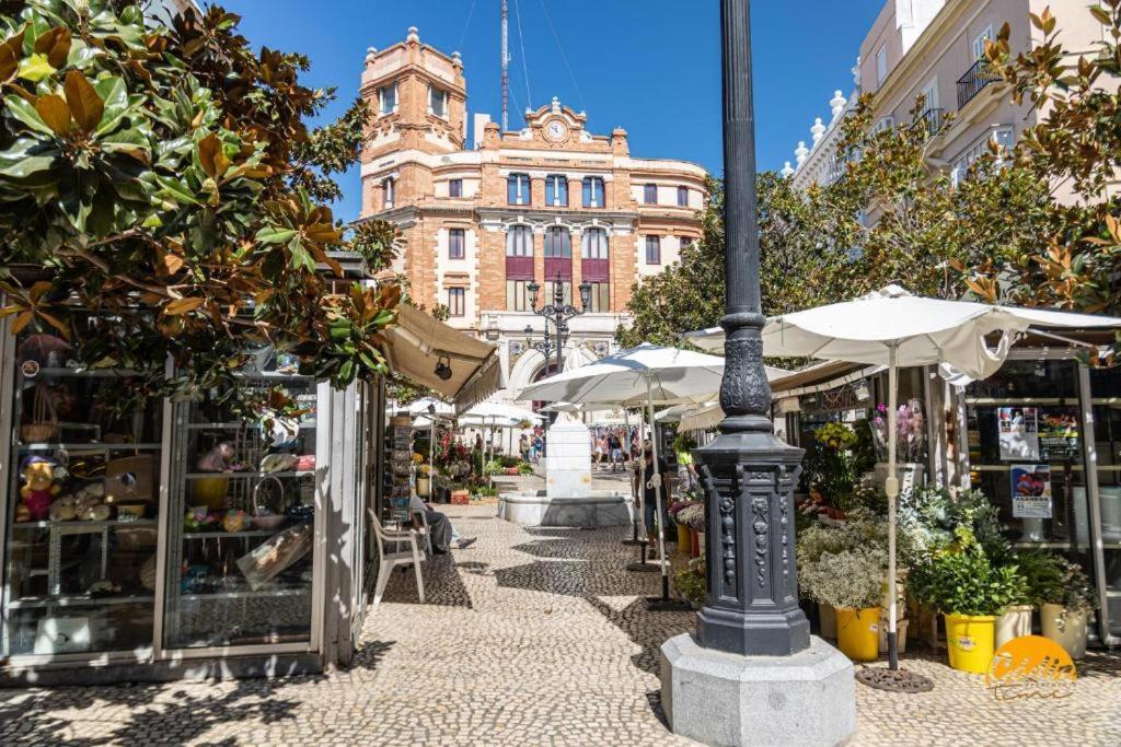 Casa Del Mercader By Cadiz Time Apartments ภายนอก รูปภาพ
